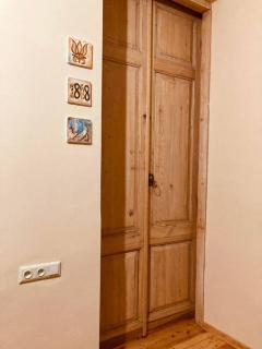 Deluxe Studio in Historic Building Heart of Tbilisi - 1