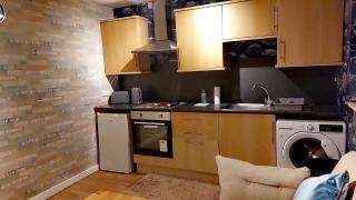 Lovely Centralised 1Bed Apt Near Town Centre & Beach - Free Wi-Fi & Parking - Fleetwood - 8