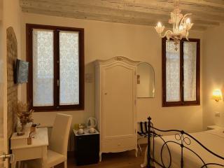 Residenza Corte Antica B&B - Venice - 5