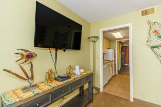 Oceanfront 1 bedroom Sand Dunes 2626 Sleeps 6 - Myrtle Beach - 2