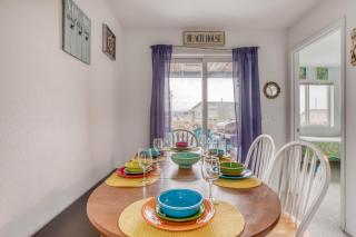 You, Me and the Sea - 6