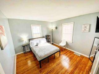 Adorable&Cozy Suburban Home Mins from Dwtn/Airport - Rochester - 6