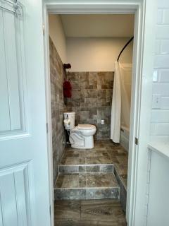 Country Suite Apartment near Lake Fork with Stocked Pond and Walking Trails - Emory - 6