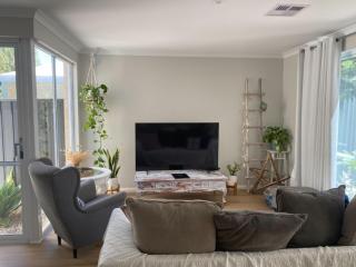 Serenity by the Sea - Busselton - 9