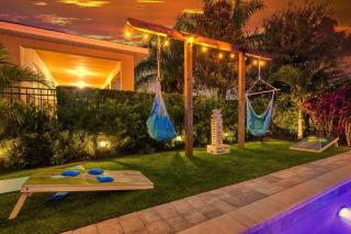 November Deal! Tiki Tropical Oasis & Mini Golf - Orlando - 9