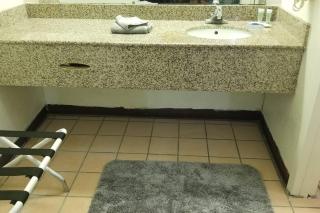 Hotel 2 Queen Beds Hotel Room 131 Wi-Fi - 1