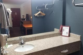OSU 2 Queen Beds Hotel Room 201 Wi-Fi Booking - Stillwater - 1