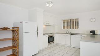 LISTEN TO THE SURF from Rickman Pde, Woorim - 7