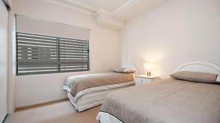 Spectacular Unit Overlooking Pumicestone Passage - Welsby Pde, Bongaree - Bongaree - 4