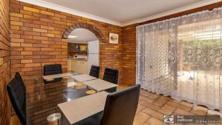 Banksia Gem One Street Back From Waterfront - Banksia Beach - 4