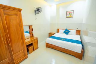GOLDEN HOTEL 2 - - 6