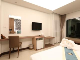 Chaolao Tosang Beach Hotel - 8