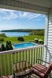 Strawberry Hill Seaside Inn - 2