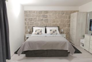 Studio Toniko - 1