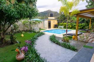 Villa Rosalía Jarabacoa con Piscina Climatizada - Jarabacoa - 9