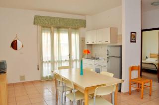 Spacious seaside flat for large families - 7