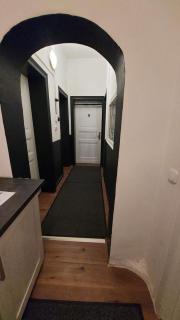 Adam's Hostel - Self Check-In & Only Private Rooms - 1