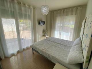 Precioso apartamento en Salou, con servicios. - 8