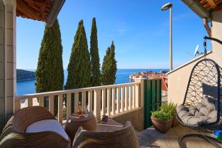 Purple SeaView Apartment - 5
