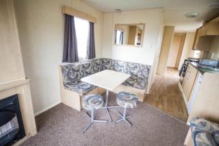 Lovely 8 Berth Caravan in Scratby - Great Yarmouth - 7