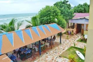 Kangaroo Pouch Beach Resort - Busua - 0