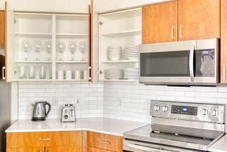 Bellevue 2BR w Gym Roof WD nr Bars Dining SEA-426 - 4