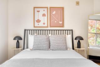 Bellevue 2BR w Gym Roof WD nr Bars Dining SEA-426 - 2