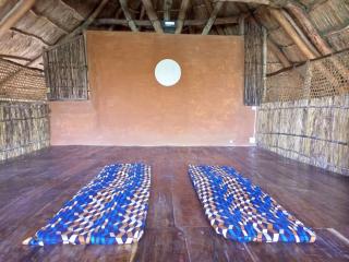 Belmoz Beach House - 5