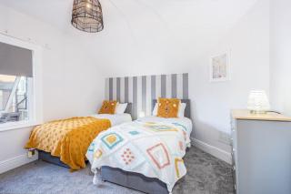 Beautiful newly refurbished apartment close to the promenade. - Llandudno - 8