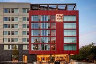 AC Hotel by Marriott Atlanta Perimeter - 9