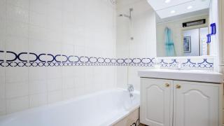 Port Lano- 121- Appart bonne expo- 4 pers - 5