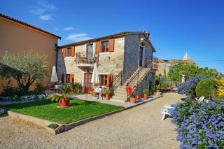 Apartments Maslina for max 8 persons with garden, Baderna 12km from Poreč - Baderna - 9