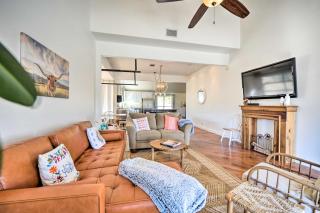 Spicewood Vacation Rental with Infinity Pool! - Spicewood - 5