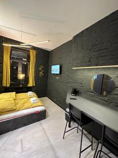 DarkHouse Versace Gold - Lodz - 2