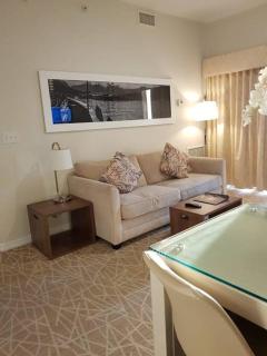 The Point Hotel & Suites - 503 Luxury - Pool view - Close to Universal - Orlando - 3