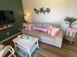 Contemporary 2-Bedroom Rental Unit - Eagle Pass - 7