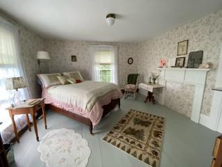 Sewall House Yoga Retreat - 8