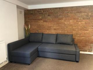 Comfortable Home away from Home, Self Catering Flat, town centre, free parking - Cheltenham - 4