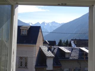 T3 neuf 55m2 4 personnes avec jardin au calme, ménage inclus, local vélo - Luchon - 6