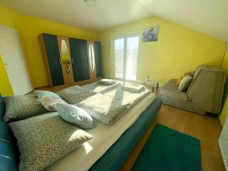 Haus mit großen Garten - 4