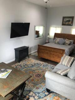 Downtown Yellowstone Bungalow - Livingston - 1