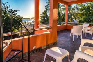 Casa Belen - Beautiful Beach View Home on Stone Island - 5