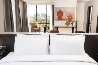 GLOW PARK HOTEL Grand Royal Palace - 8