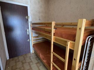 Studio cabine avec piscine, parking, climatisation et animaux admis - FR-1-702-33 - 2