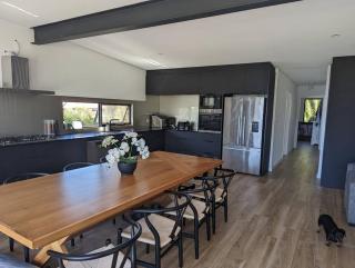 Golden Bay Beach House - Secret Harbour - 2