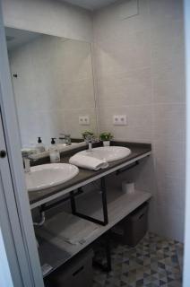 ROCH - Stylish Apartment near Metro - 6