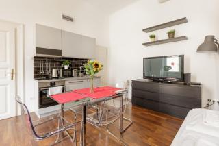 Red Dot Two - new unit in the heart of Party Town - Budapest - 8