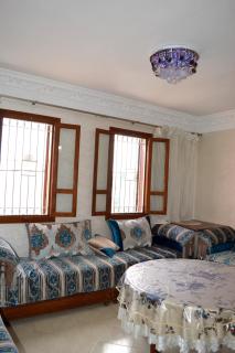 Appartement idéal Riad Al salam à 8 minutes de la plage du centre ville,Wifi et parking gratuits - Agadir - 8