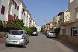 Appartement idéal Riad Al salam à 8 minutes de la plage du centre ville,Wifi et parking gratuits - Agadir - 1