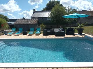 Gîte avec piscine - Mantallot - 8